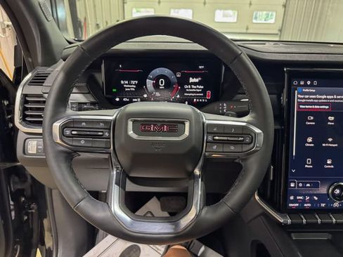 Used 2025 GMC Acadia Elevation w/ Black Edition AWD/4WD image 14