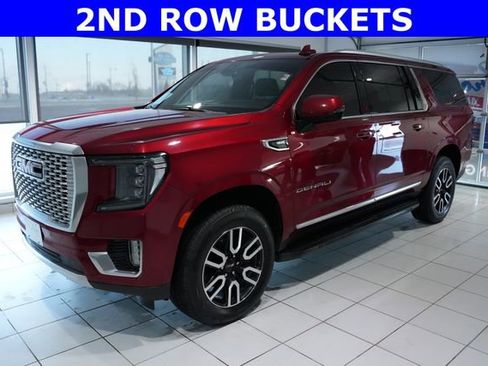 Used 2021 GMC Yukon XL Denali w/ Advanced Technology Package image 5