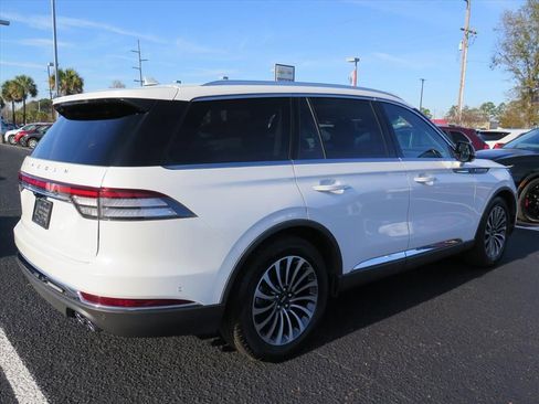 Used 2021 Lincoln Aviator Reserve w/ Equipment Group 201A image 3