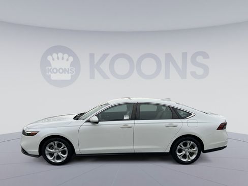 Used 2023 Honda Accord LX image 2