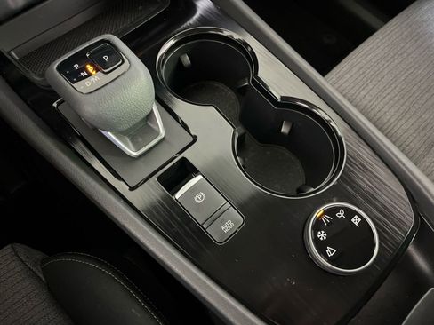 Used 2023 Nissan Rogue SV image 13