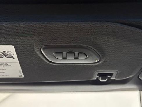 Used 2026 GMC Hummer EV SUV AWD/4WD image 43