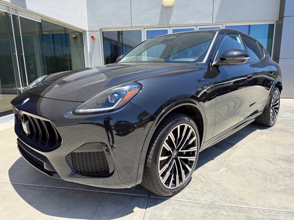 Used 2025 Maserati Grecale Modena AWD/4WD image 5