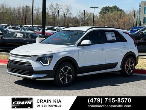 New 2026 Kia Niro LX FWD image 3