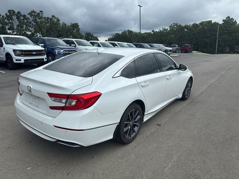 Used 2021 Honda Accord EX-L image 5