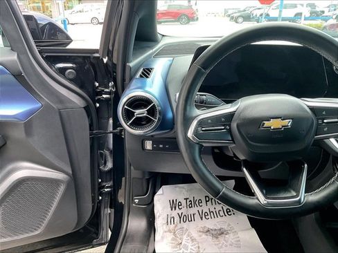 Certified 2024 Chevrolet Equinox EV LT FWD image 20