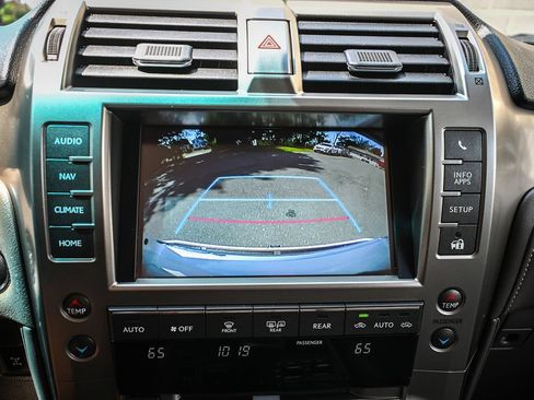 Used 2015 Lexus GX 460 Luxury AWD/4WD image 8
