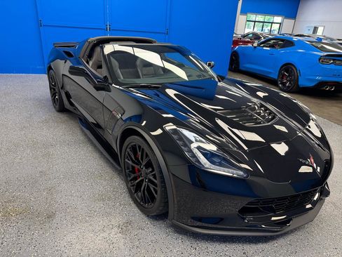 Used 2019 Chevrolet Corvette Z06 w/ Battery Protection Package RWD image 3