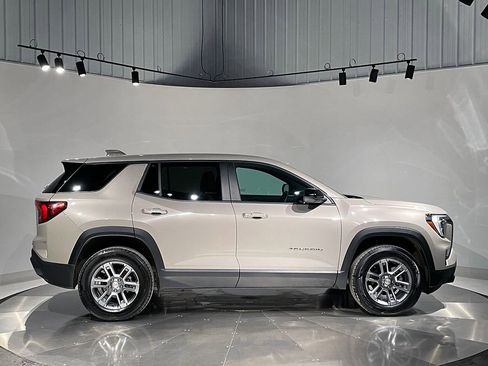 Used 2026 GMC Terrain Elevation image 10