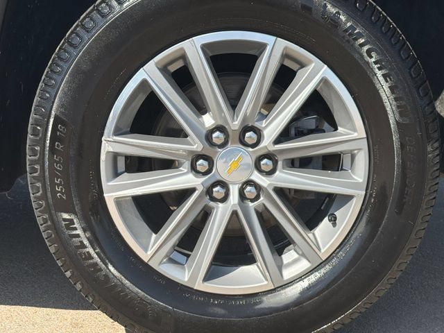 Used 2022 Chevrolet Traverse LT AWD/4WD image 32