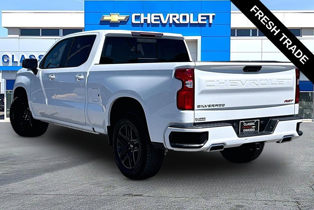 Used 2024 Chevrolet Silverado 1500 RST w/ Convenience Package II AWD/4WD image 3