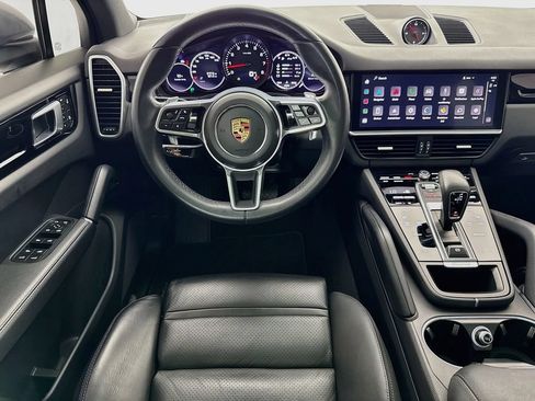 Certified 2023 Porsche Cayenne AWD/4WD image 24