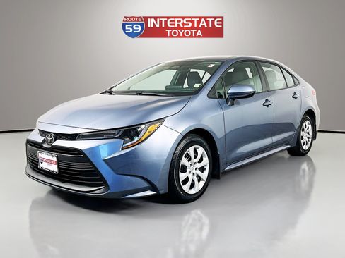 Certified 2024 Toyota Corolla LE FWD image 3