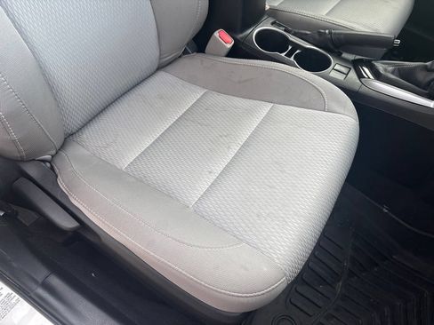 Used 2016 Toyota Corolla LE FWD image 25