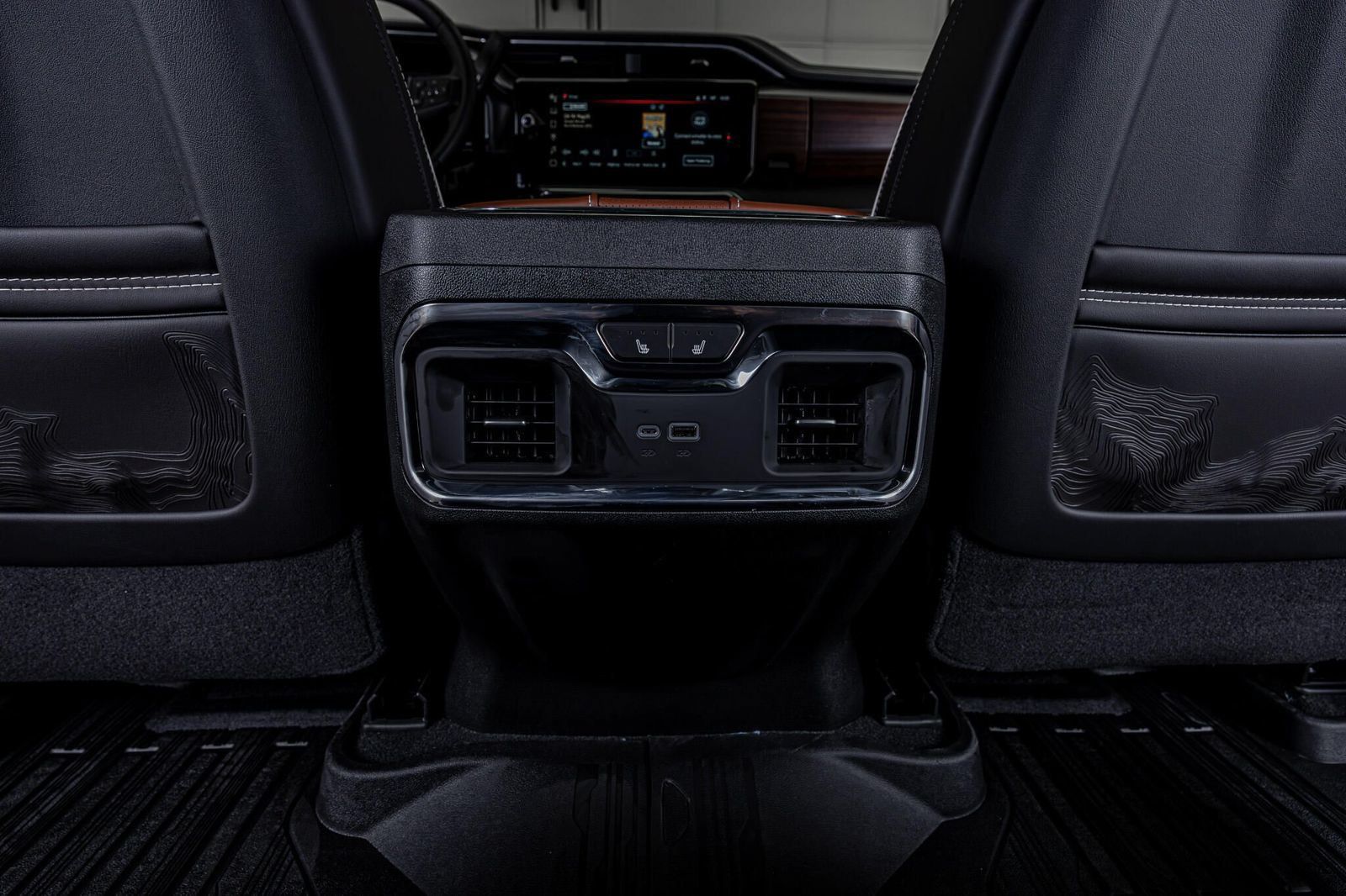 Used 2026 GMC Sierra 3500 Denali Ultimate AWD/4WD image 37