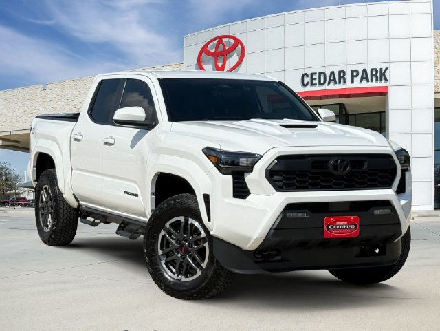 Used 2024 Toyota Tacoma TRD Sport AWD/4WD image 1