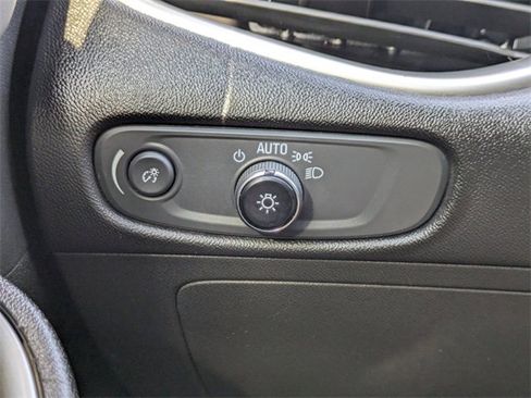 Used 2023 Chevrolet Malibu LT image 24