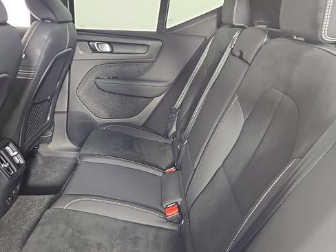 Certified 2023 Volvo XC40 Recharge Plus AWD/4WD image 19