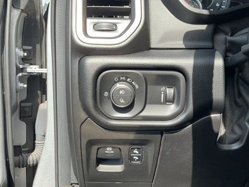 Used 2020 RAM 1500 Big Horn AWD/4WD image 28