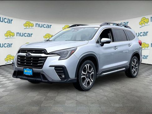 Used 2023 Subaru Ascent Limited AWD/4WD image 3