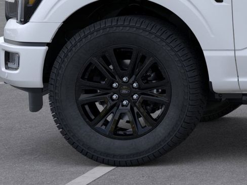 New 2025 Ford F150 Platinum w/ FX4 Off-Road Package image 32