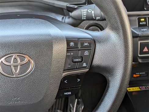 Used 2025 Toyota Camry LE image 24