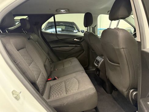 Used 2019 Chevrolet Equinox LT AWD/4WD image 22