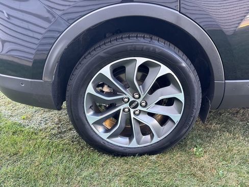 Used 2022 Lincoln Nautilus Reserve w/ Equipment Group 201A image 11