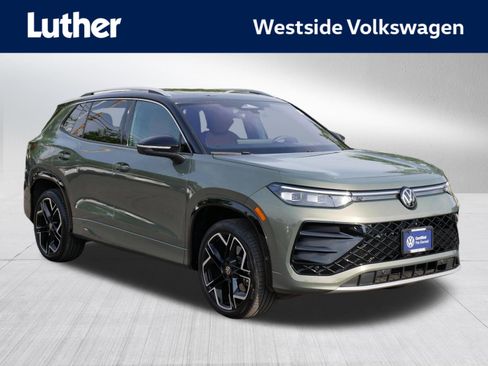 Certified 2025 Volkswagen Tiguan SEL R-Line AWD/4WD image 1