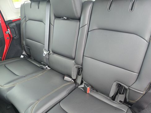 New 2025 Jeep Wrangler Sahara image 22