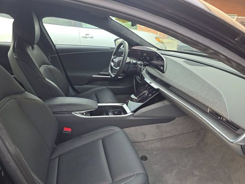 Used 2024 Lucid Air Touring AWD/4WD image 15
