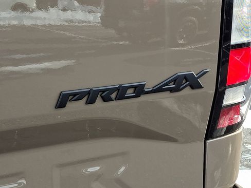 Certified 2023 Nissan Frontier PRO-4X w/ Tow Package image 31