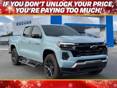 Used 2025 Chevrolet Colorado Z71 w/ Z71 Convenience Package 2