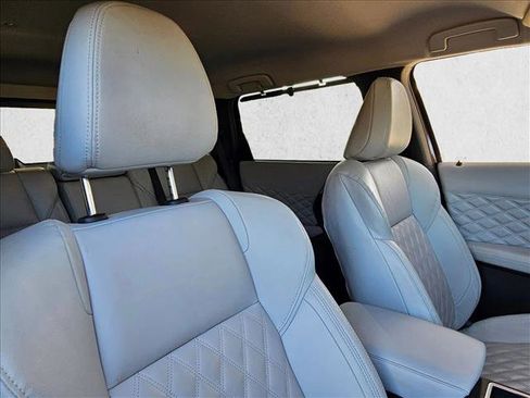 Used 2023 Mitsubishi Outlander SEL image 26