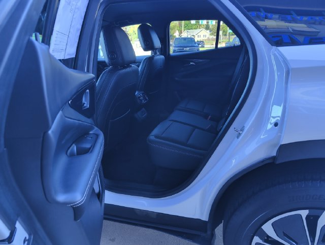 Used 2024 Chevrolet Blazer EV LT AWD/4WD image 23
