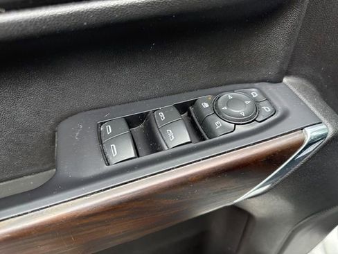 Used 2020 GMC Sierra 1500 SLT w/ SLT Premium Package image 29