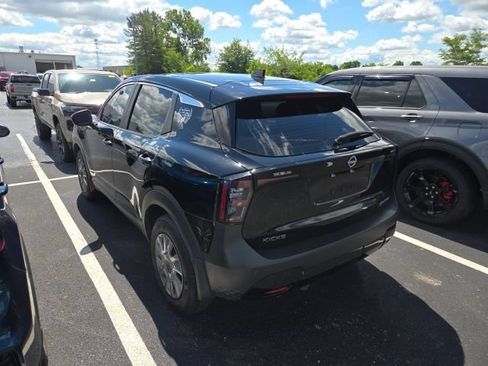 Used 2025 Nissan Kicks S AWD/4WD image 4