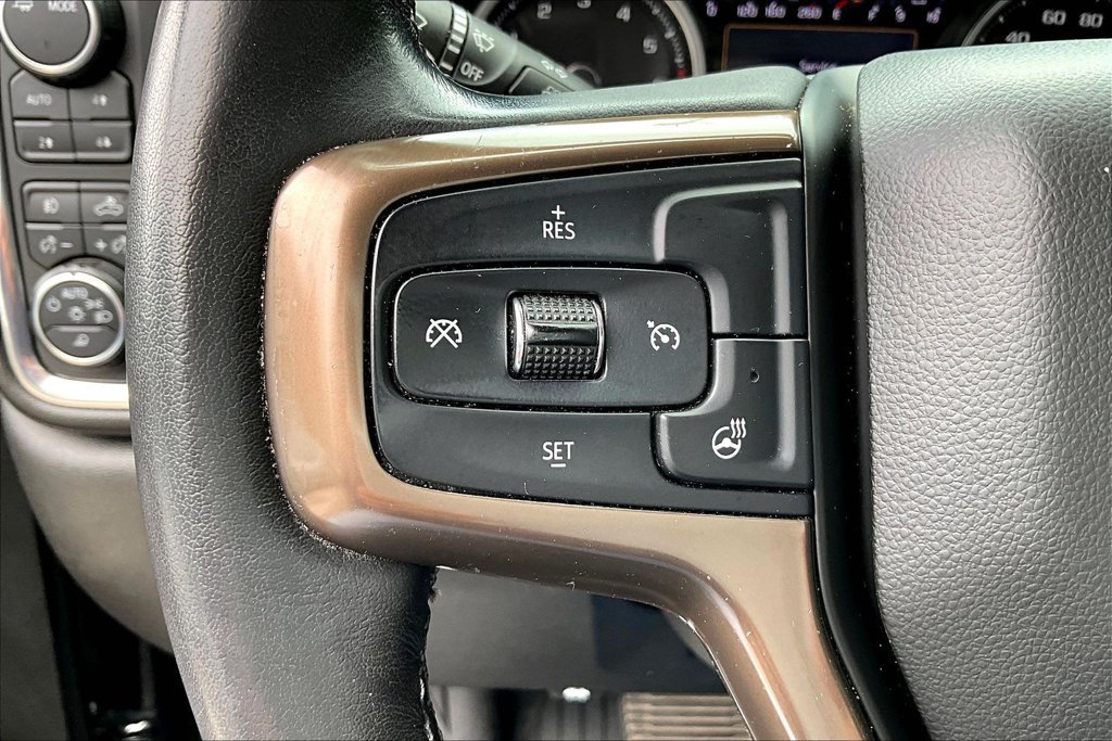 Used 2020 Chevrolet Silverado 1500 High Country w/ Z71 Off-Road Package AWD/4WD image 12