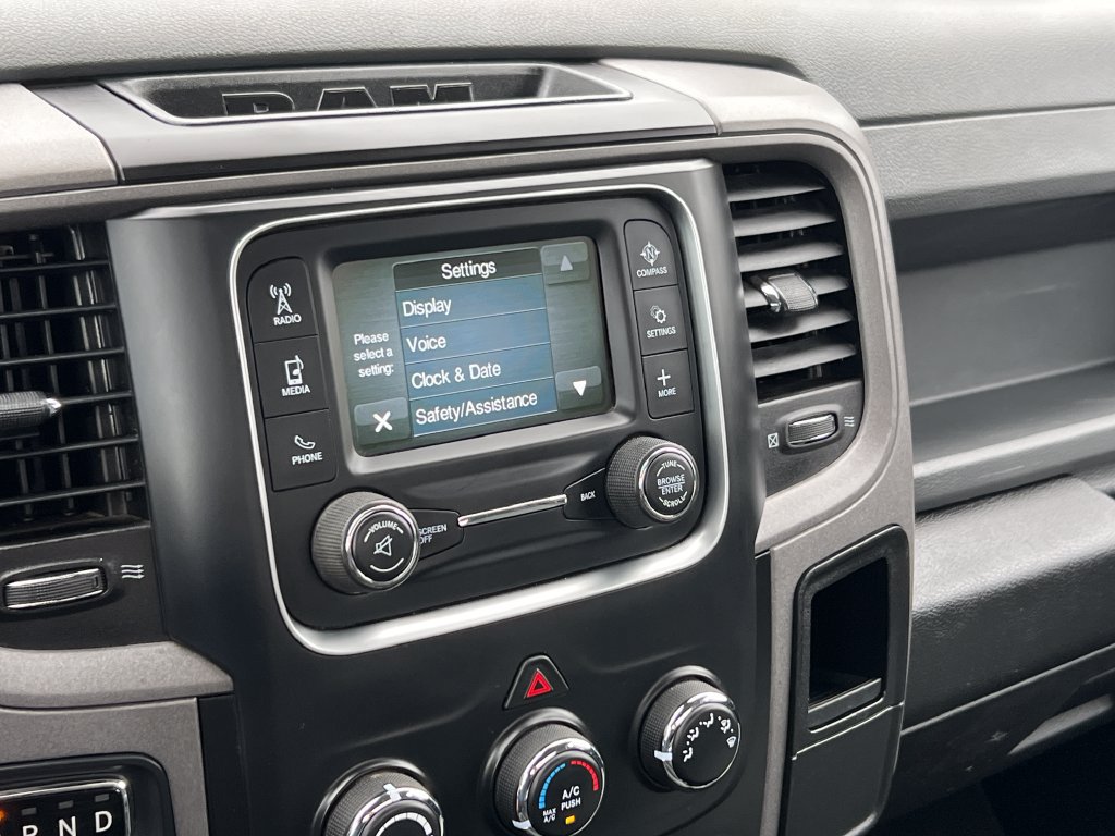 Used 2018 RAM 1500 Express RWD image 24