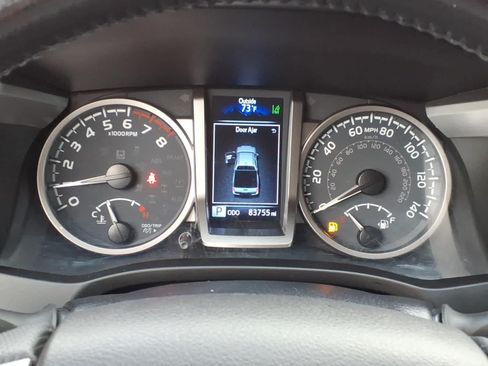 Used 2021 Toyota Tacoma SR5 RWD image 20