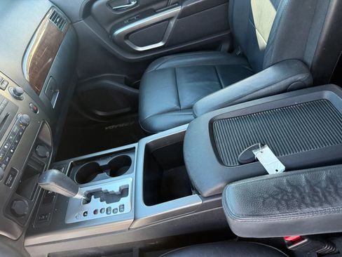 Used 2015 Nissan Armada SL image 14