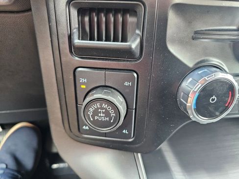 Used 2024 Ford F150 Lariat image 28