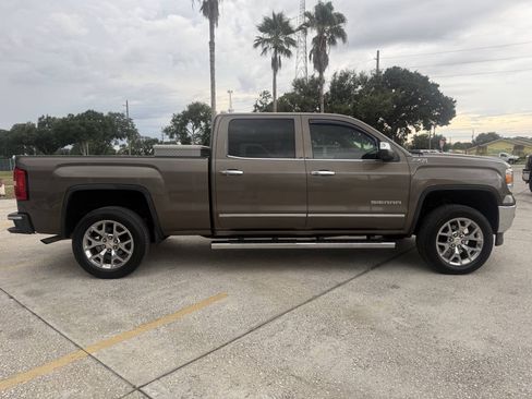 Used 2014 GMC Sierra 1500 SLT w/ SLT Crew Cab Value Package AWD/4WD image 8