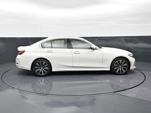 New 2026 BMW 330i Sedan w/ Premium Package RWD image 4