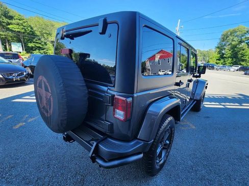 Used 2018 Jeep Wrangler Unlimited Sport AWD/4WD image 5