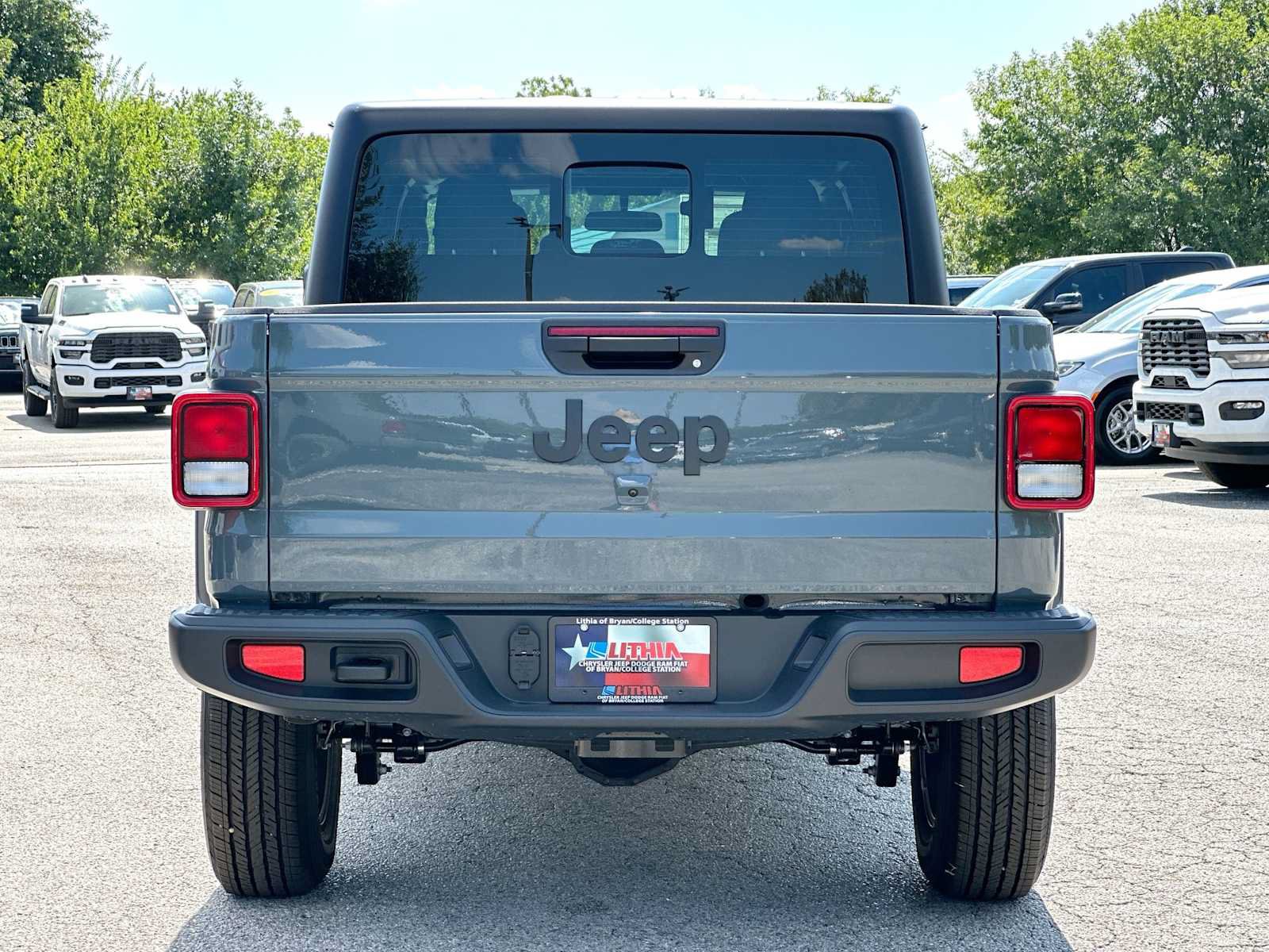 New 2026 Jeep Gladiator Sport AWD/4WD image 14