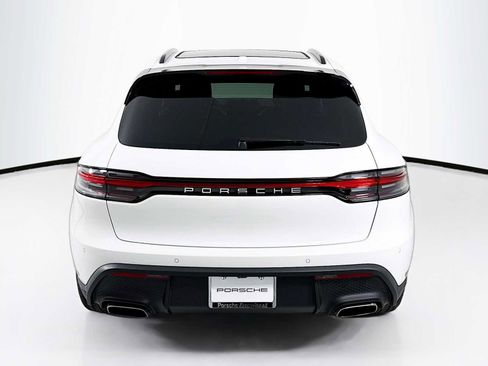 New 2026 Porsche Macan image 10