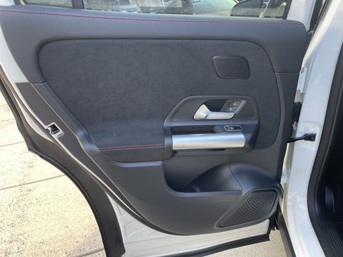 Used 2025 Mercedes-Benz GLA 250 GLA 250 SUV image 36