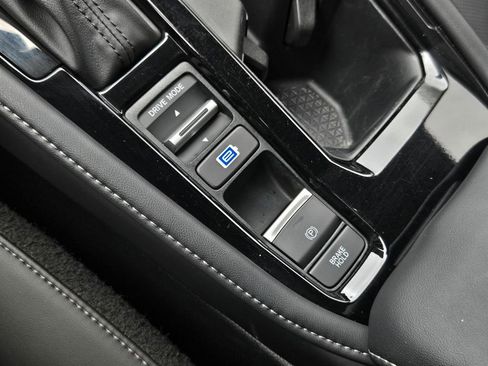 Used 2023 Honda Accord Touring image 20