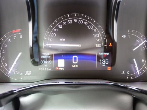 Used 2019 Cadillac XT5 Premium Luxury w/ Driver Assist Package FWD image 32